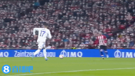 威少成为历史上连续3场砍25分+5板+5助年纪最大的控卫（威少创纪录：史上最年长连续三场25+5+5的控卫）