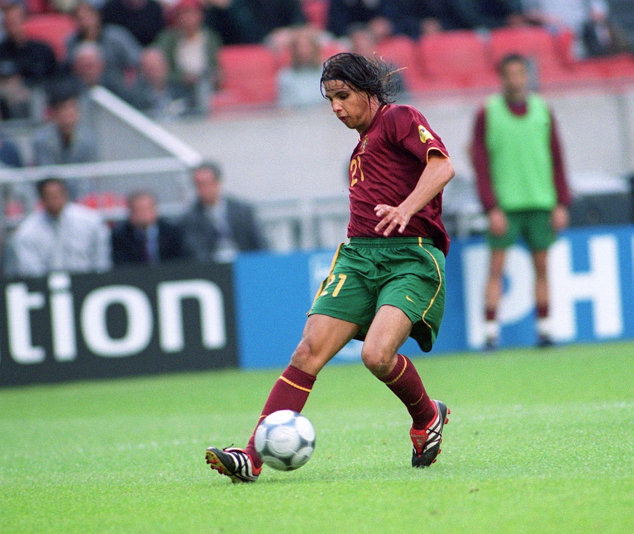 暖心，身患横纹肌肉瘤的河南队小球迷收到王上源送的签名球衣（王上源赠签名球衣 温暖河南队患横纹肌肉瘤小球迷）