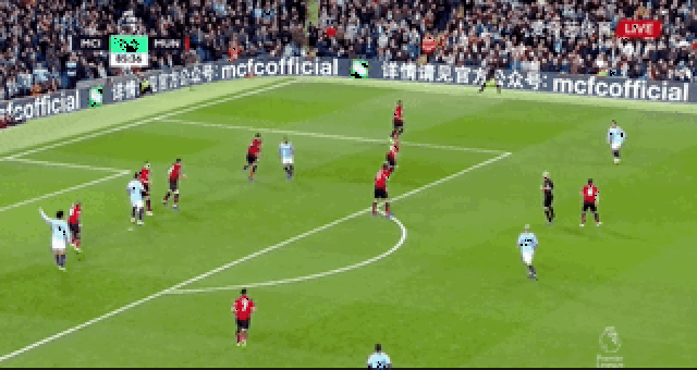 U15联赛15天内踢7场，英超代表：这种踢法，风险大于回报（U15赛程15天压7战，英超代表：这种安排弊大于利）