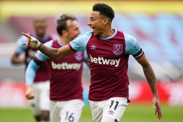 第10个亚军，申花上次拿到中国足球顶级联赛冠军还是30年前（申花第10次屈居亚军，上次顶级联赛封王已是30年前）