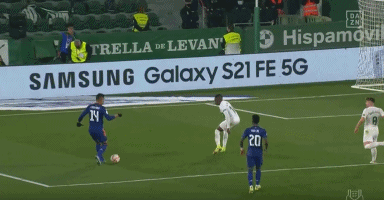 赛后情书：上海海港再度夺冠，颜骏凌历史最被低估门将（夺冠夜情书：海港再登顶，颜骏凌这位被历史低估的门神）