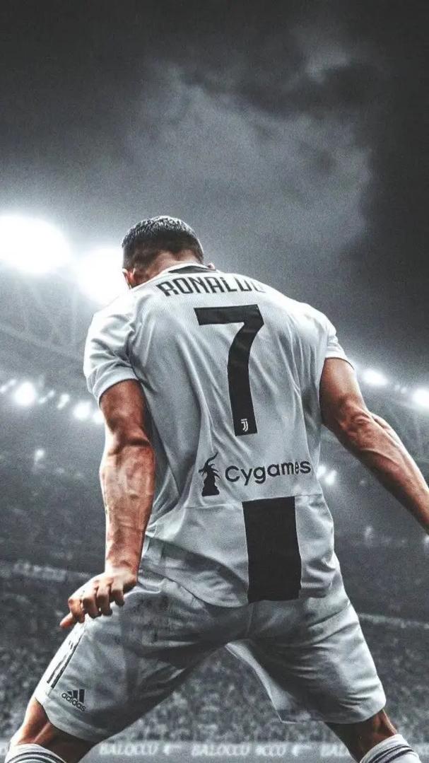 萨拉赫：好像有人不想我留队，非洲杯前我想在安菲尔德告别（萨拉赫：感觉有人不想我留队，非洲杯前盼在安菲尔德告别）