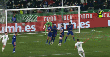 格鲁克：如果阿贾克斯欧冠三连胜，那为什么不能晋级呢？（格鲁克：阿贾克斯若在欧冠拿下三连胜，为何不能晋级？）